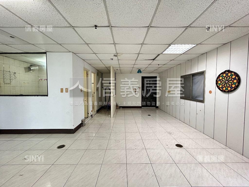 近台中國小採光三房房屋室內格局與周邊環境
