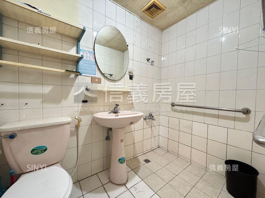 近台中國小採光三房房屋室內格局與周邊環境