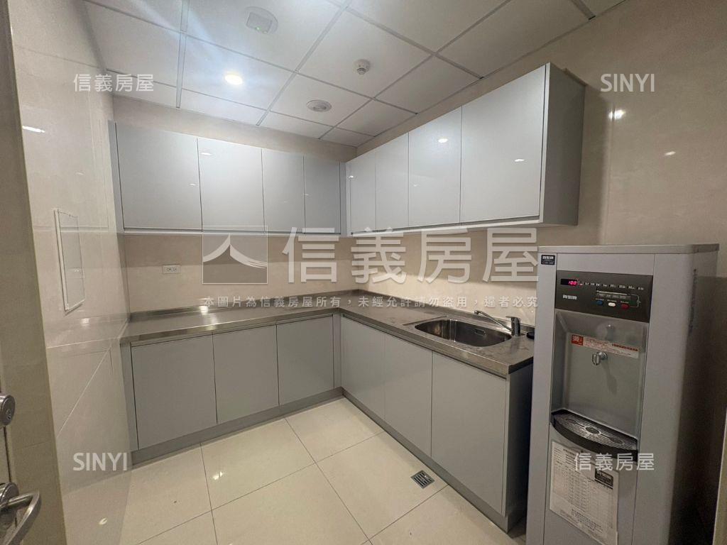 汐止遠雄ＵＴｏｗｎ純美辦房屋室內格局與周邊環境