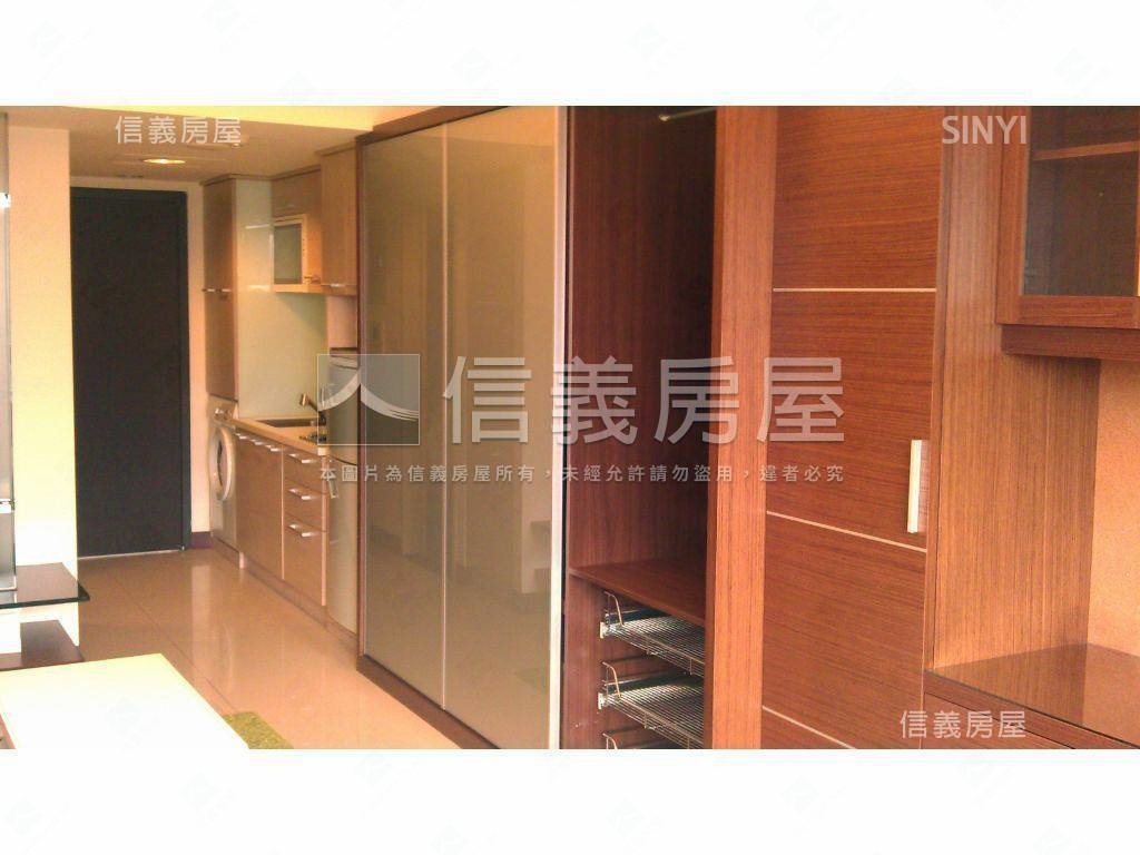 專任。四季紐約房屋室內格局與周邊環境
