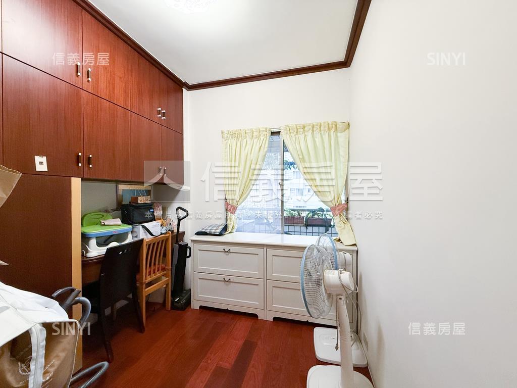 榮總採光通風美四房平車房屋室內格局與周邊環境