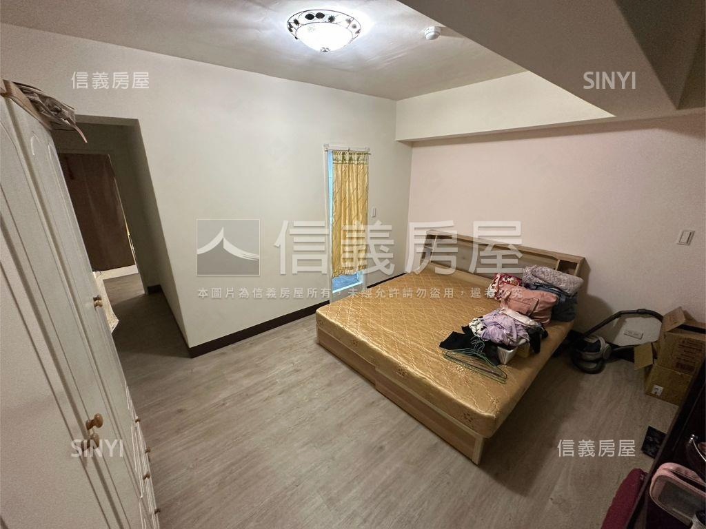 超大三房適合店住房屋室內格局與周邊環境