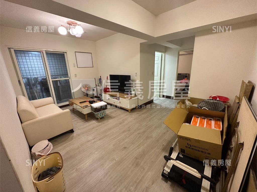 超大三房適合店住房屋室內格局與周邊環境