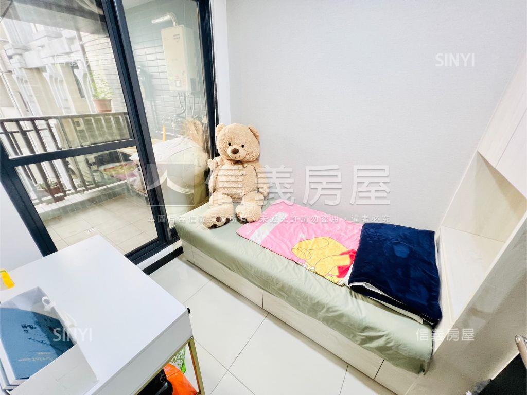 板南線捷運精美兩房好入住房屋室內格局與周邊環境