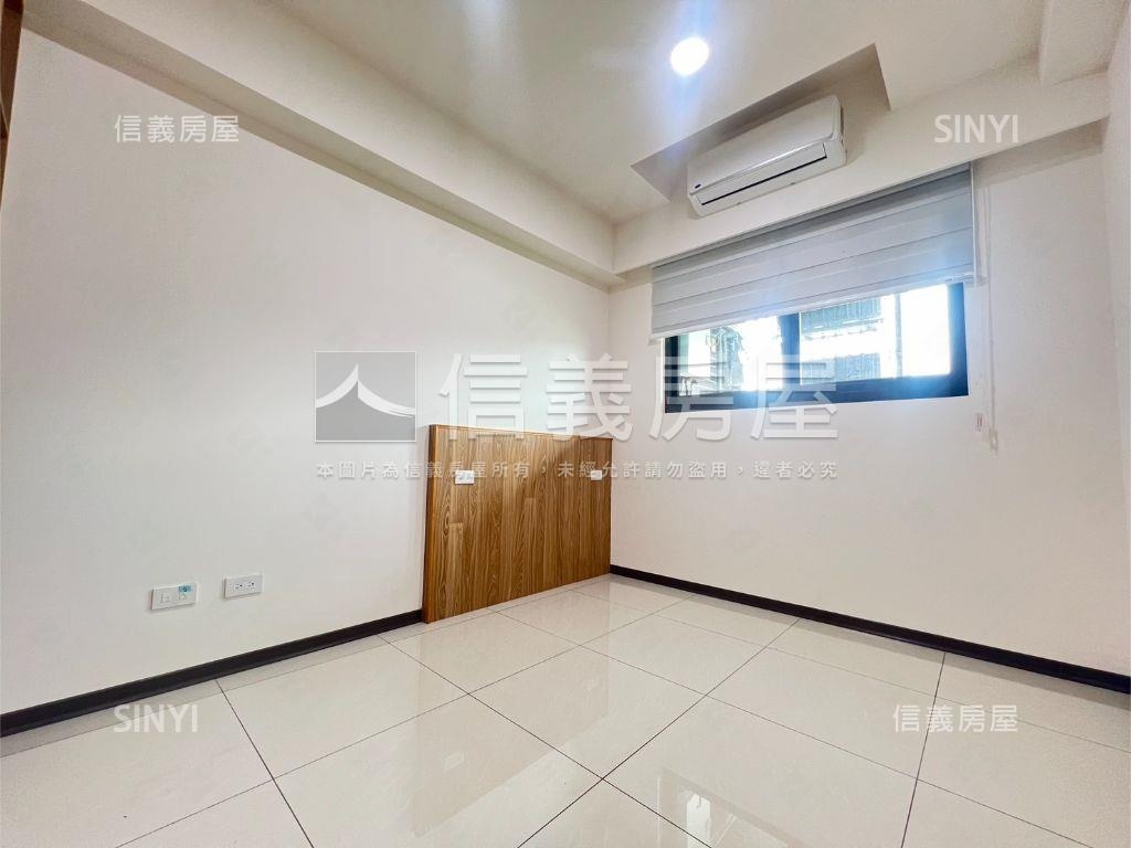 松竹領竹月館館兩房車位房屋室內格局與周邊環境