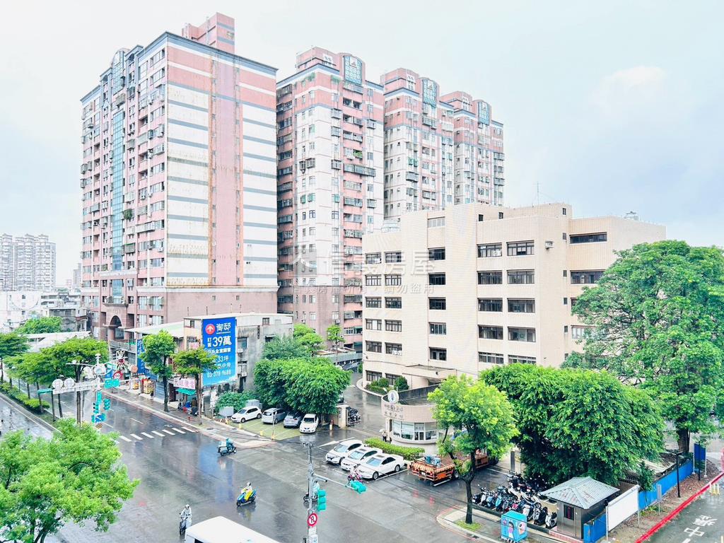 武陵旁２房車位房屋室內格局與周邊環境