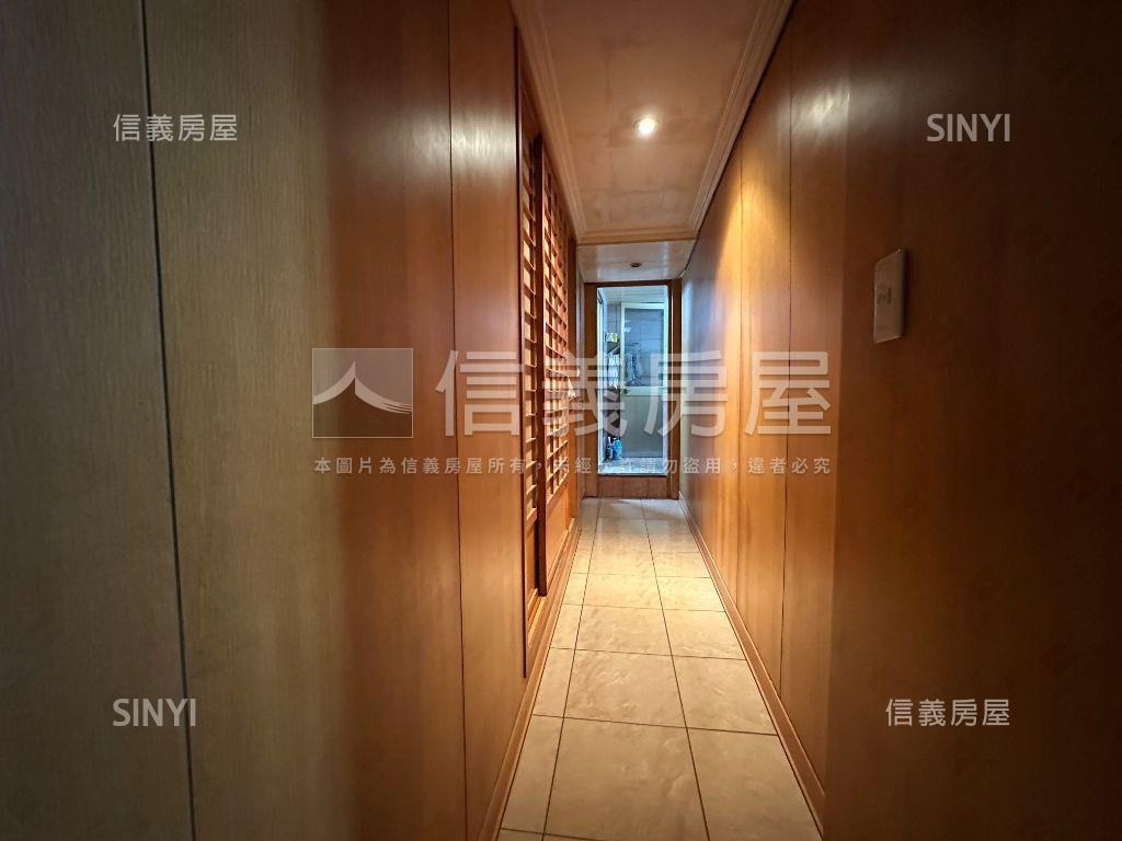 獨家專任臨江街起家厝房屋室內格局與周邊環境