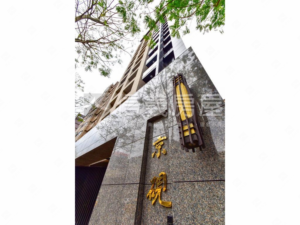 松江南京三房車位房屋室內格局與周邊環境