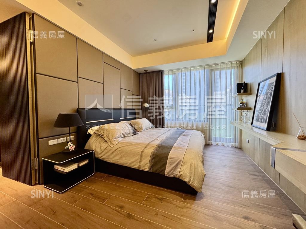 亞灣殷雄精裝美邸雙平車房屋室內格局與周邊環境