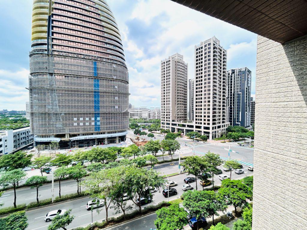 中路吾双溫馨美兩房車位房屋室內格局與周邊環境