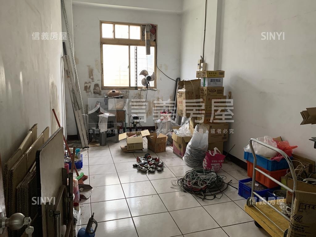 頭前路電梯有車位房屋室內格局與周邊環境