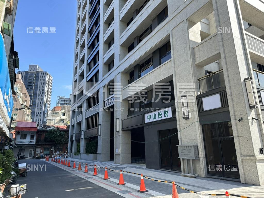 中山松悅二房坡道平面車位房屋室內格局與周邊環境