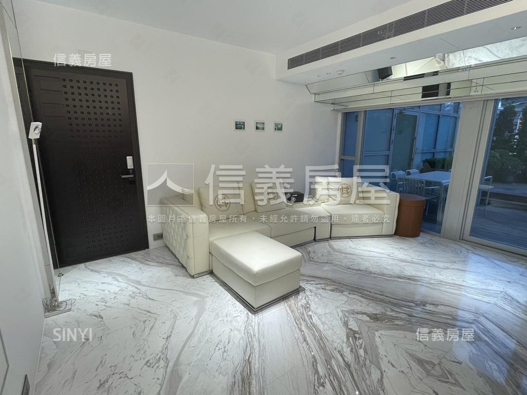 新川普領袖高峰會所房屋室內格局與周邊環境