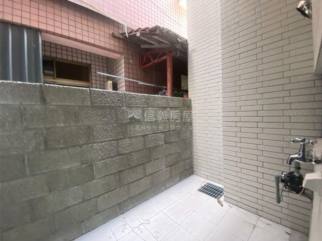 富春路全新臨路透店Ｂ房屋室內格局與周邊環境