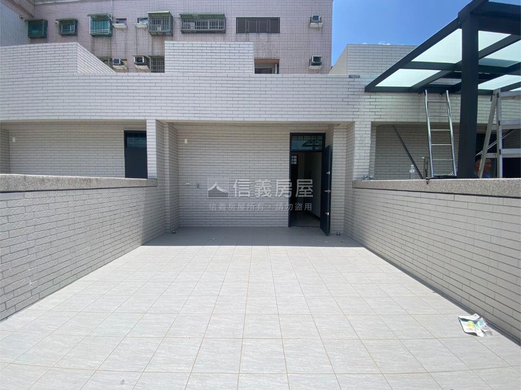 富春路全新臨路透店Ｂ房屋室內格局與周邊環境