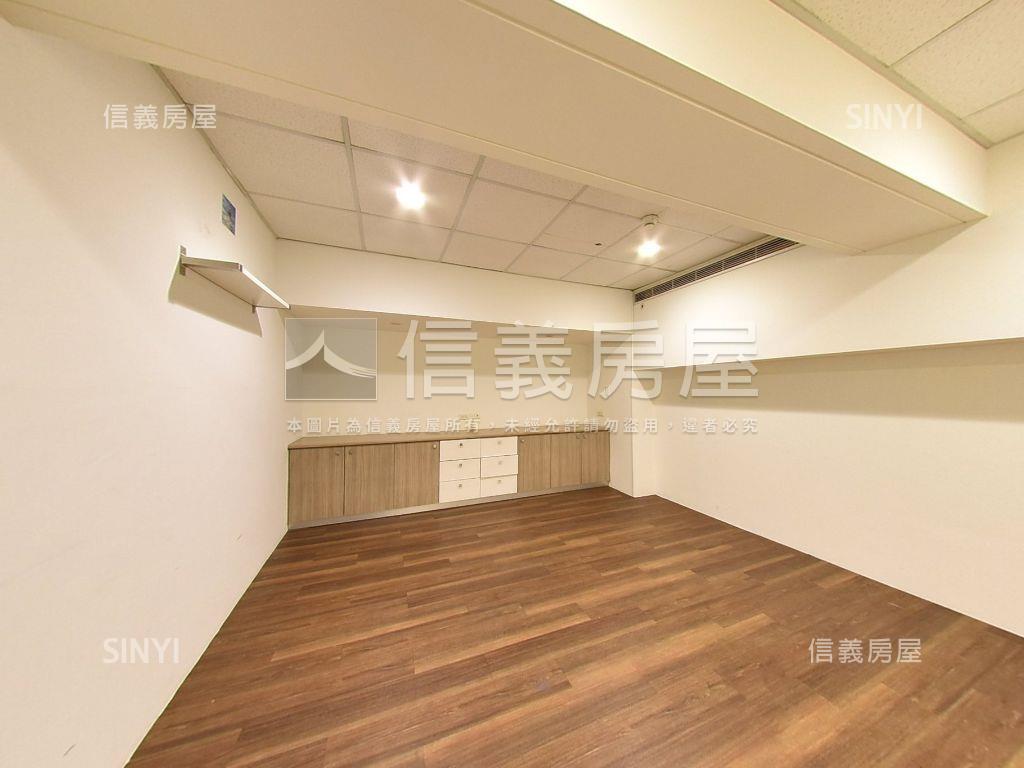 ✯【內科】企業展示金店房屋室內格局與周邊環境