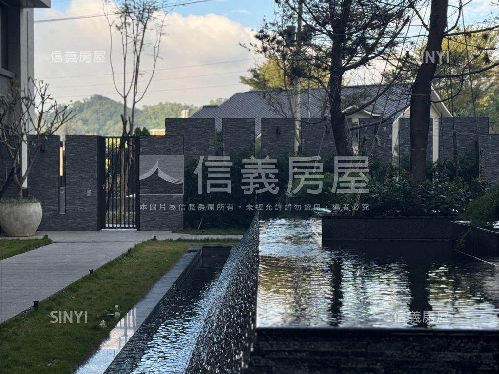 高鐵詠遇山景２房２衛浴房屋室內格局與周邊環境