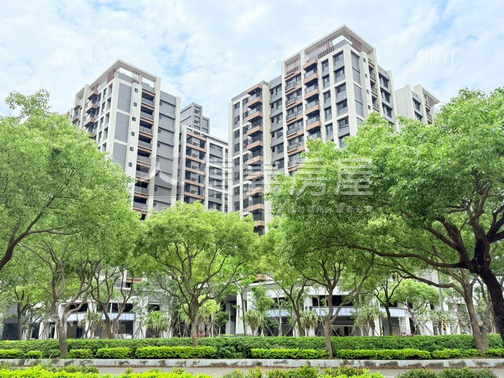 高鐵詠遇山景２房２衛浴房屋室內格局與周邊環境