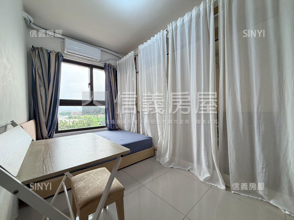 和耀富郁３房車位房屋室內格局與周邊環境