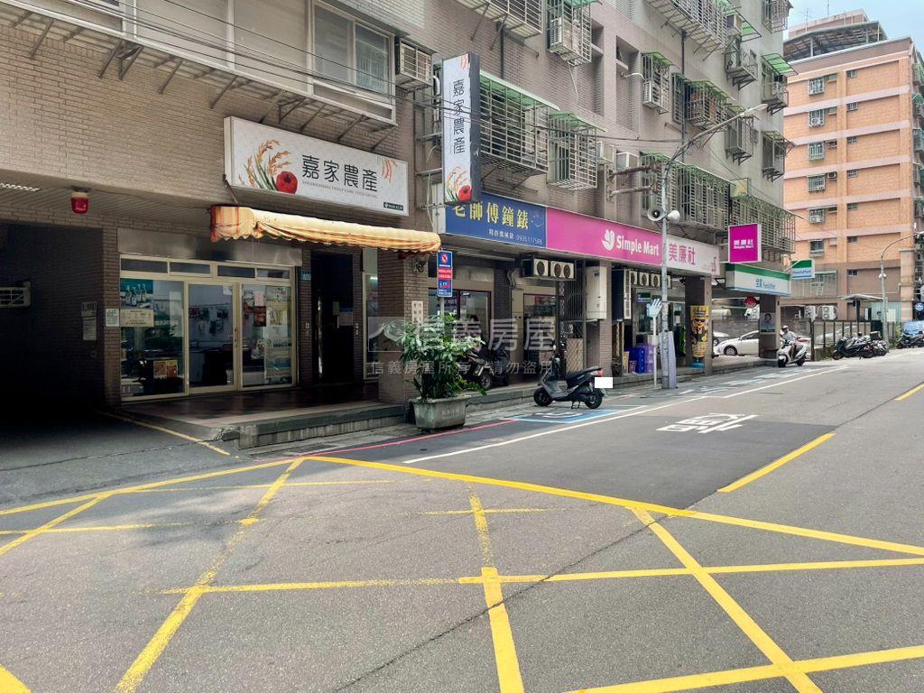 桃李村風樓中樓雙車位房屋室內格局與周邊環境