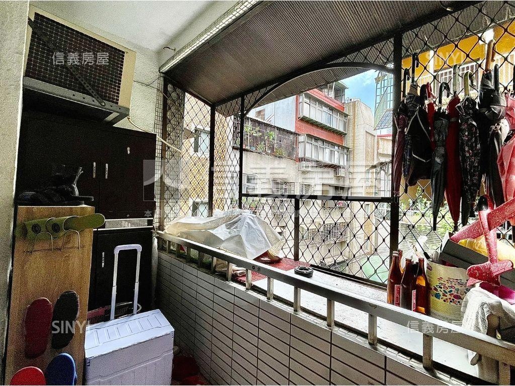 板新捷運機能美寓四房房屋室內格局與周邊環境