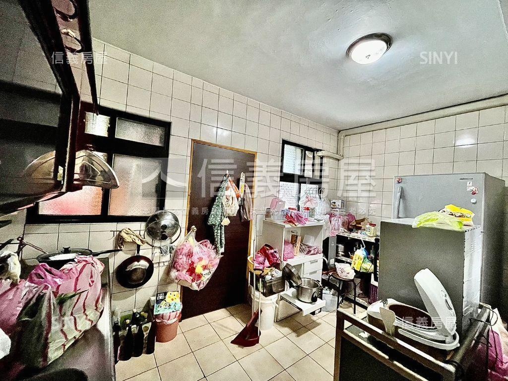 板新捷運機能美寓四房房屋室內格局與周邊環境