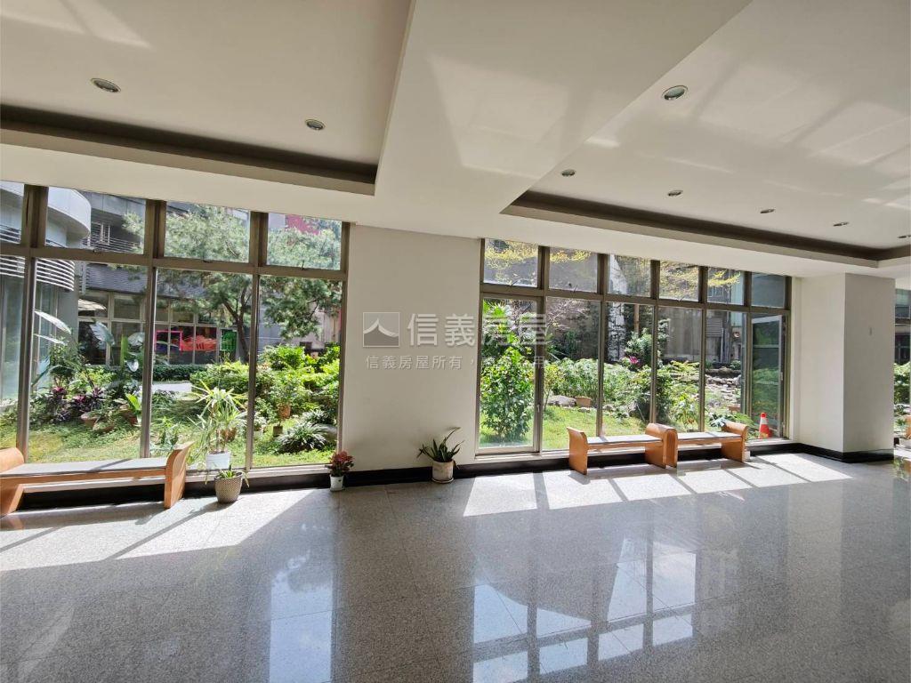 馬上富貴賞壯闊高樓美景房屋室內格局與周邊環境