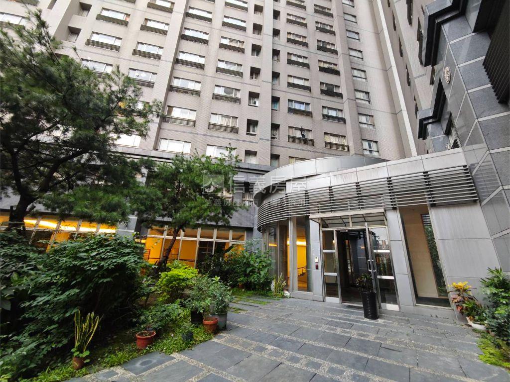 馬上富貴賞壯闊高樓美景房屋室內格局與周邊環境