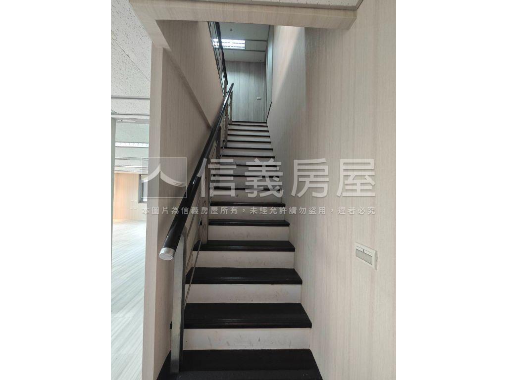 福爾摩莎高樓雙車位景觀戶房屋室內格局與周邊環境