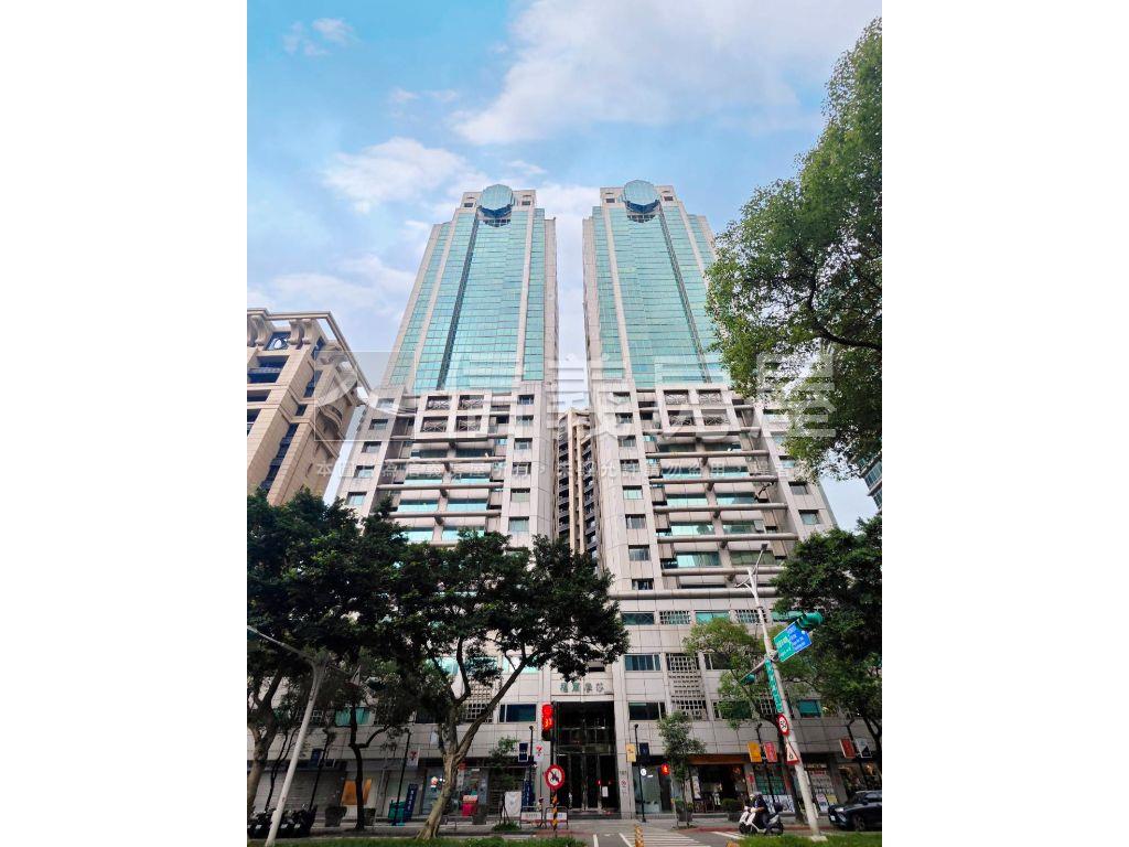 福爾摩莎高樓雙車位景觀戶房屋室內格局與周邊環境