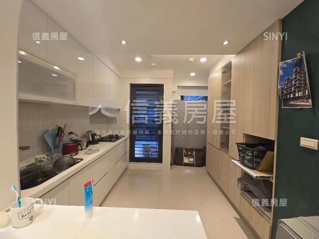 ２５藝。典雅溫馨雙衛浴房屋室內格局與周邊環境