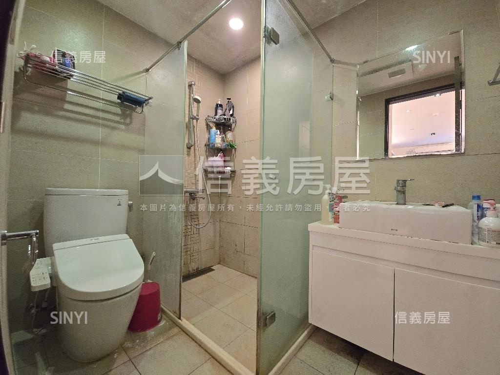 ２５藝。典雅溫馨雙衛浴房屋室內格局與周邊環境