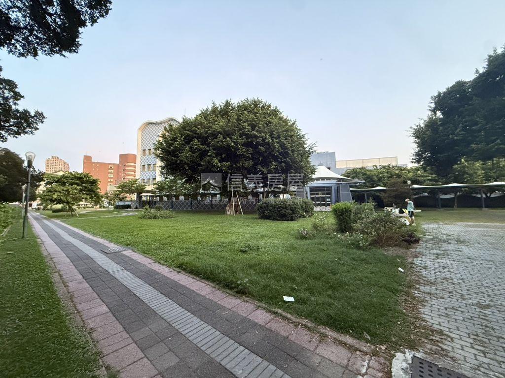 走路到中國醫看公園大一房房屋室內格局與周邊環境
