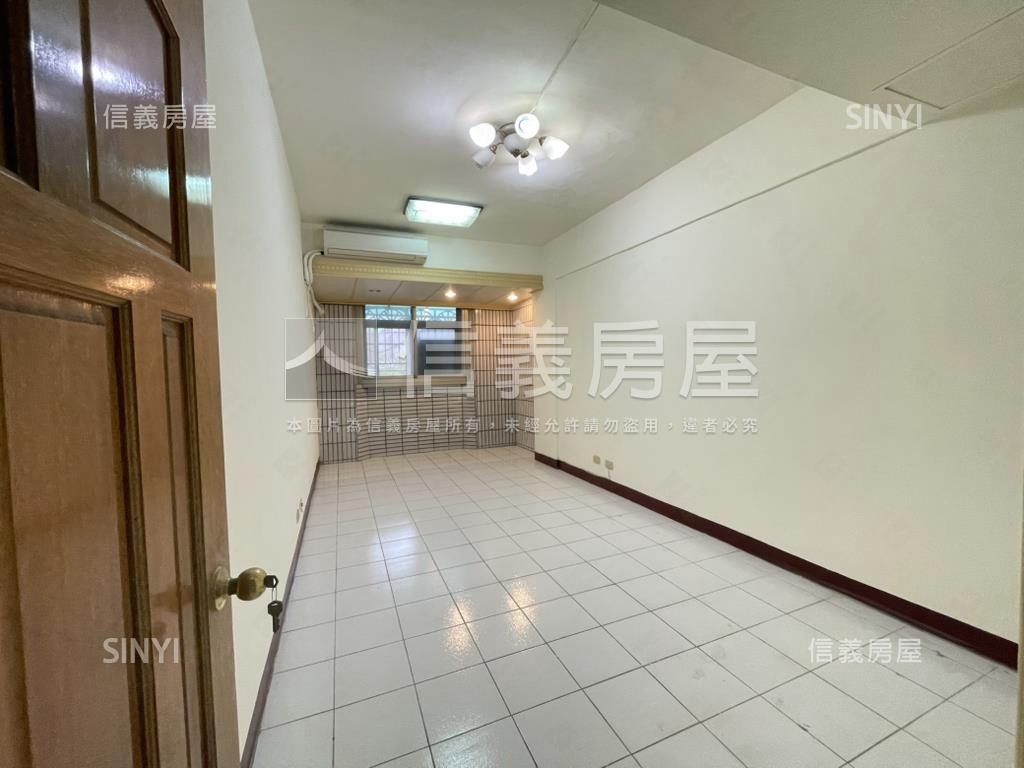 集美面公園華廈三房房屋室內格局與周邊環境