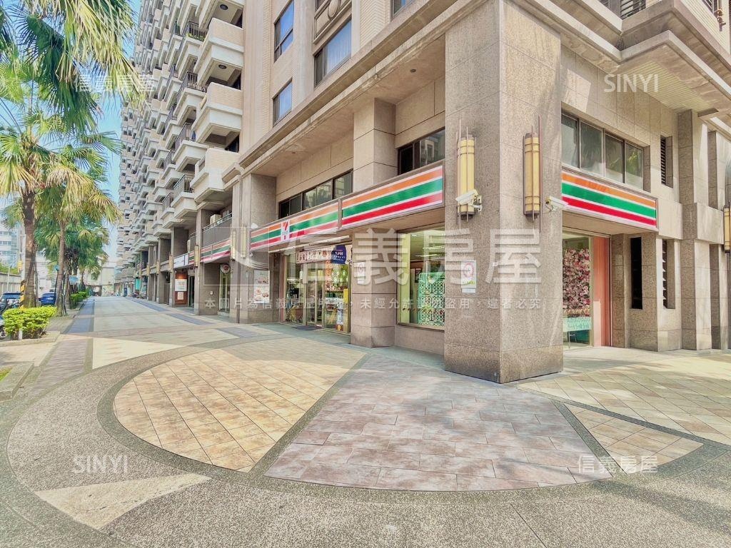 新美館１＋１★附車位房屋室內格局與周邊環境