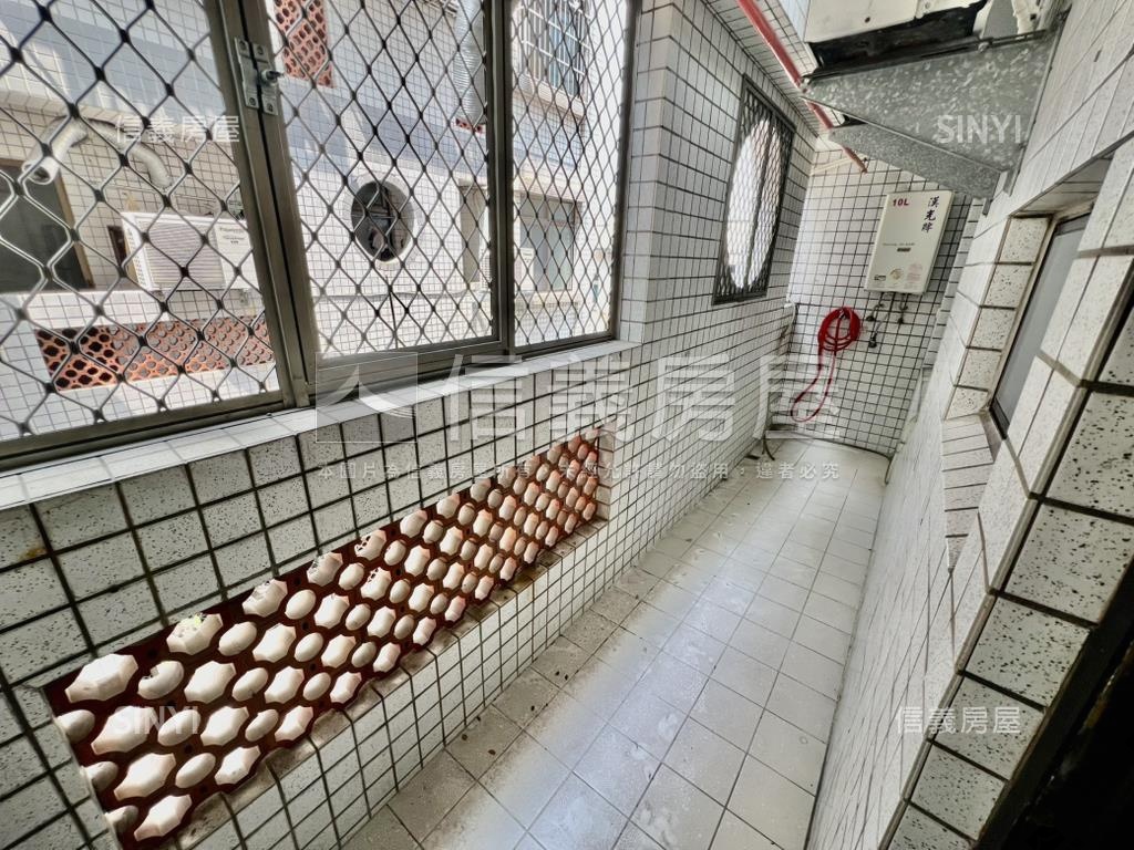 公寓低樓層大三房平面車位房屋室內格局與周邊環境