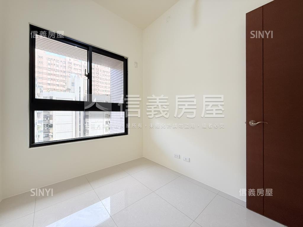 保泰一品三房平車房屋室內格局與周邊環境