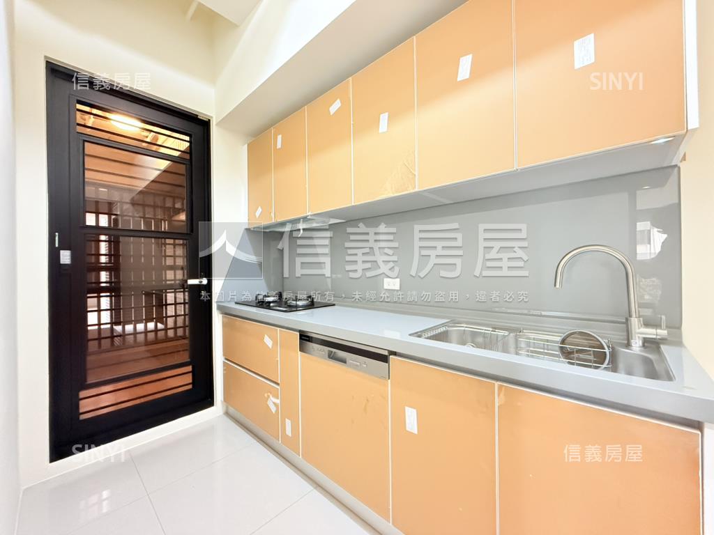 保泰一品三房平車房屋室內格局與周邊環境