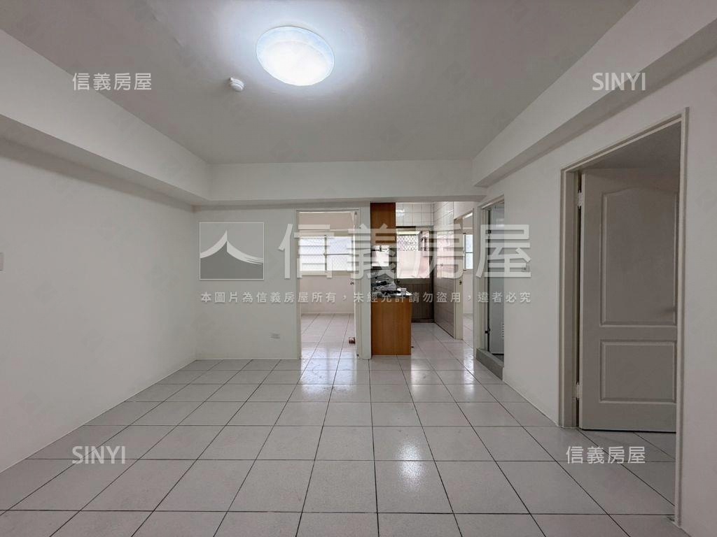 名流大地精緻三房平車房屋室內格局與周邊環境