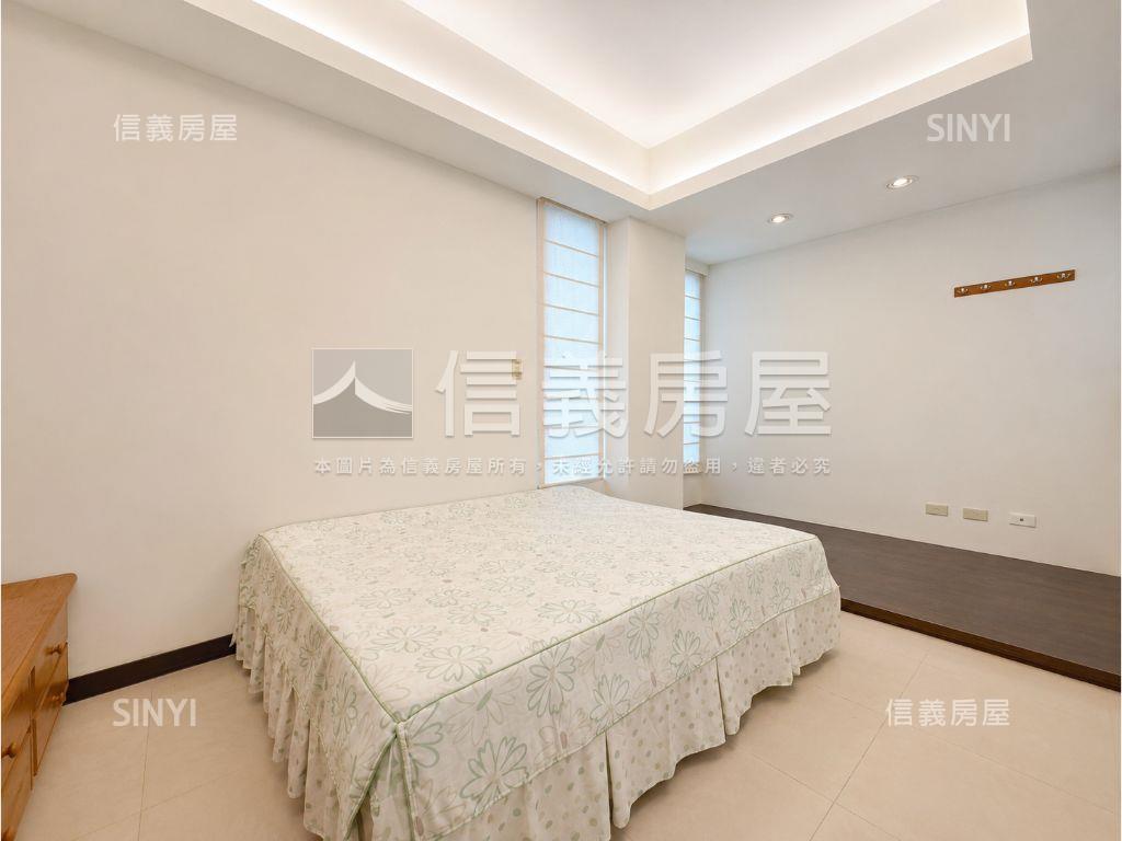 千松富墅，邊間臨路別墅房屋室內格局與周邊環境