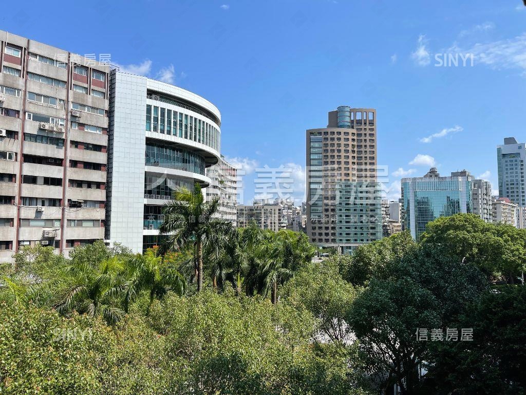 仁愛圓環企業帷幕商辦房屋室內格局與周邊環境