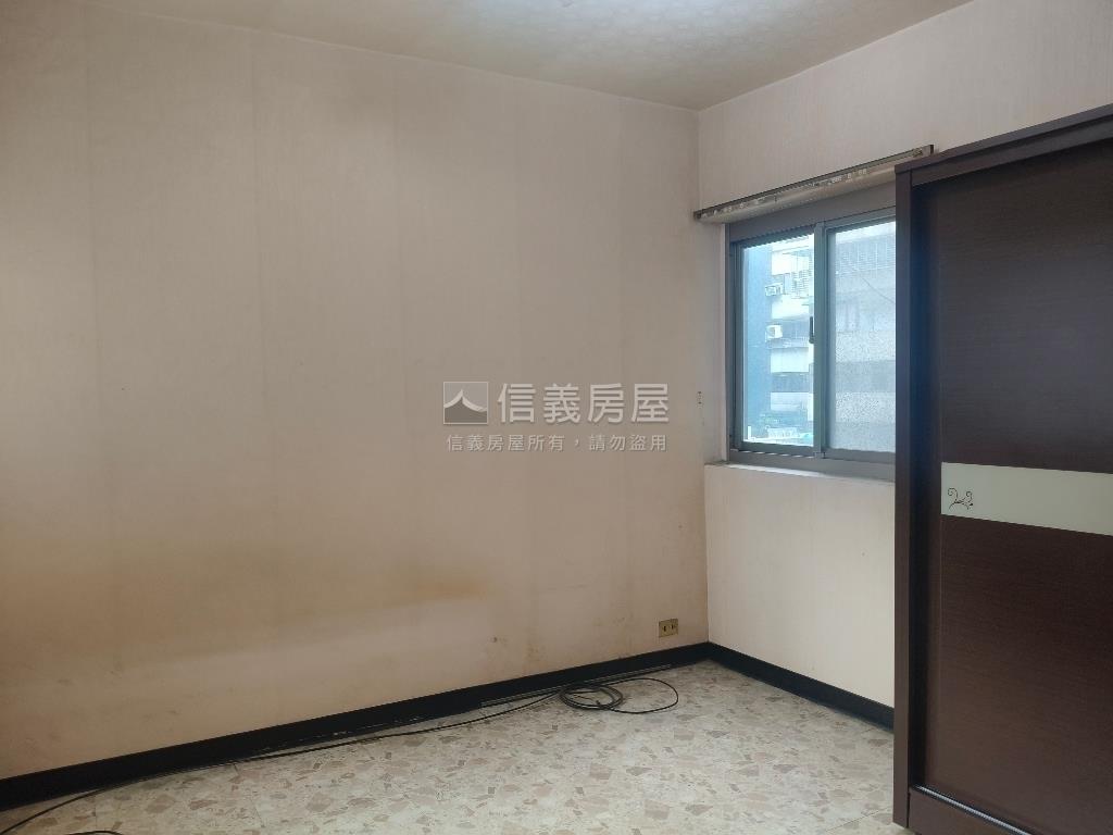 小南門植物園採光兩房房屋室內格局與周邊環境