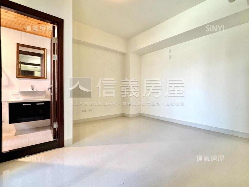 【河堤】氣派面寬燙金店面房屋室內格局與周邊環境