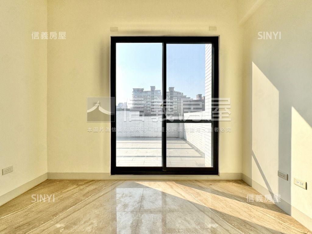 【河堤】氣派面寬燙金店面房屋室內格局與周邊環境