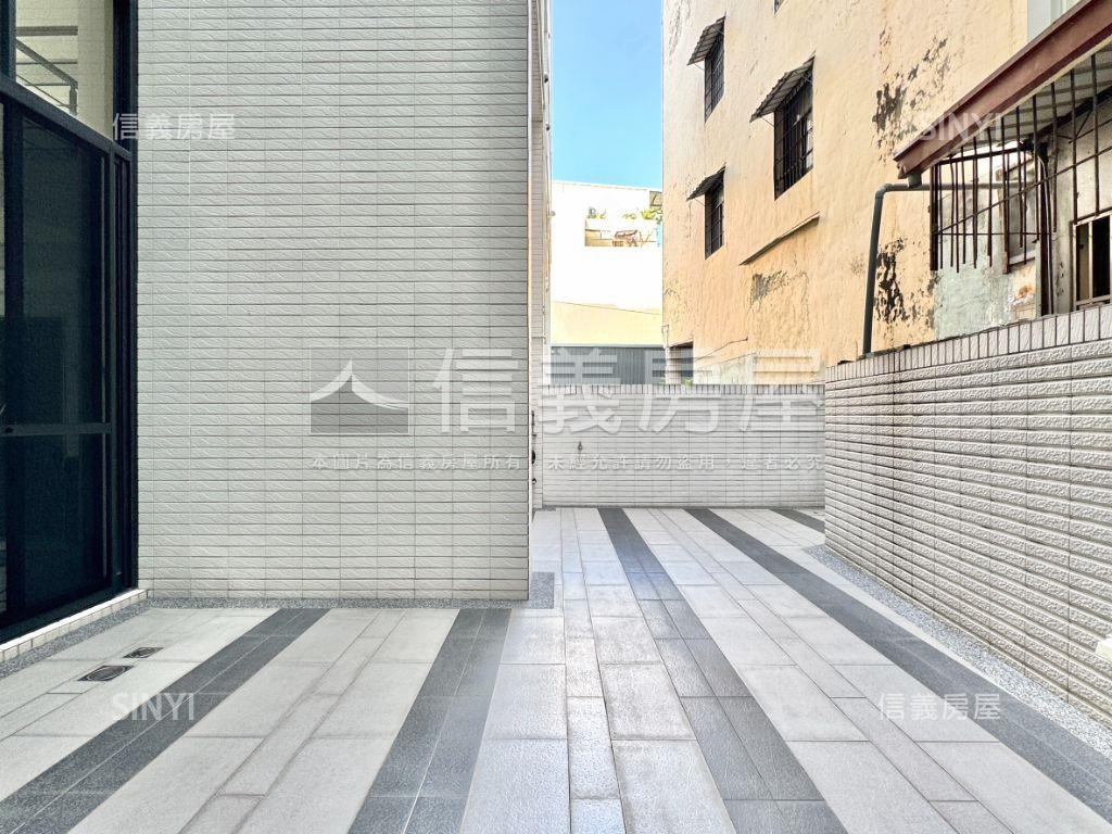 【河堤】氣派面寬燙金店面房屋室內格局與周邊環境