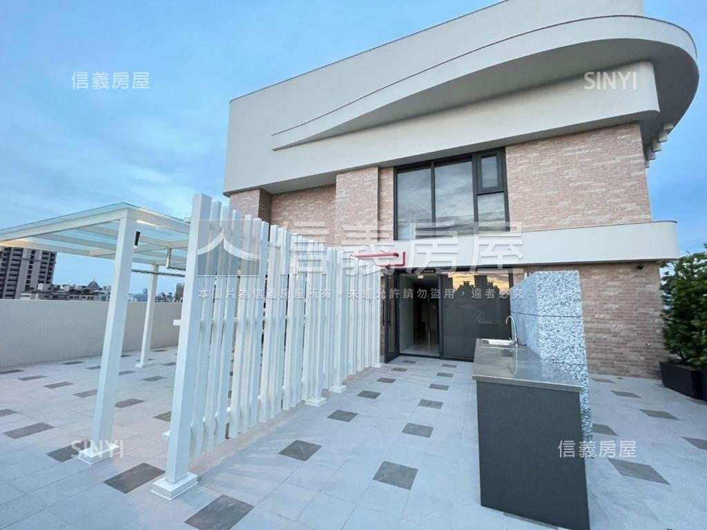 西區屋新兩房平面車位房屋室內格局與周邊環境