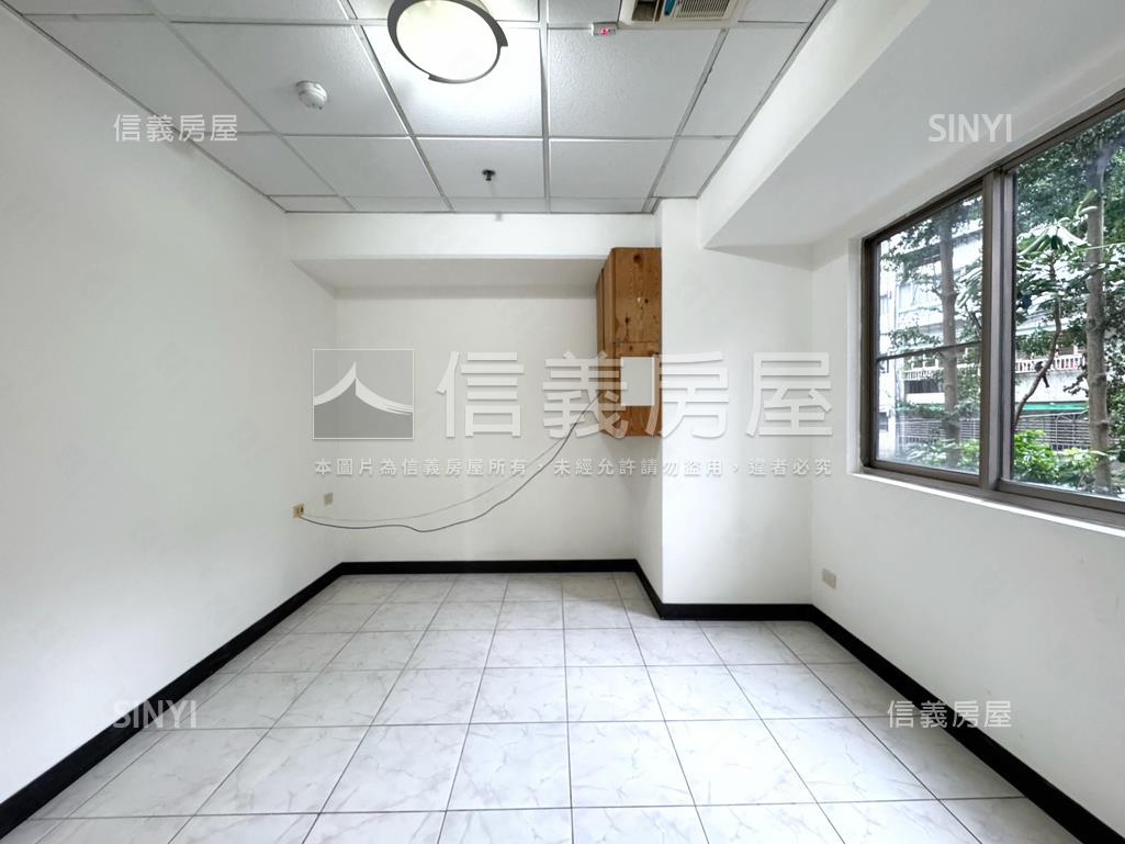 現代啟示安靜樹景３房房屋室內格局與周邊環境