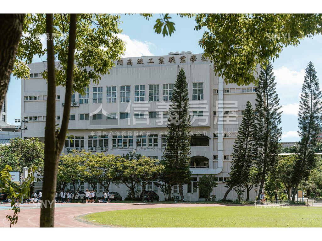 湖芯ＡＩＴ房屋室內格局與周邊環境