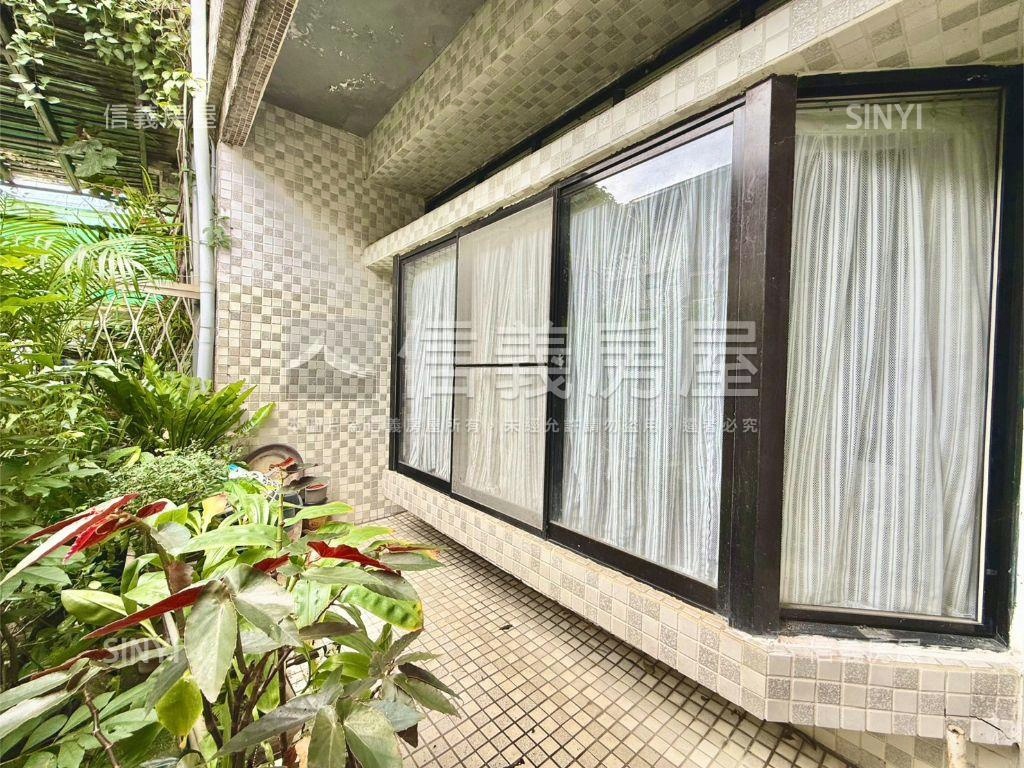 小城大坪數屋況佳美景透天房屋室內格局與周邊環境