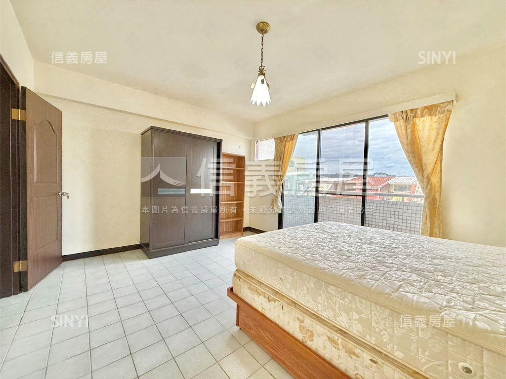 小城大坪數屋況佳美景透天房屋室內格局與周邊環境